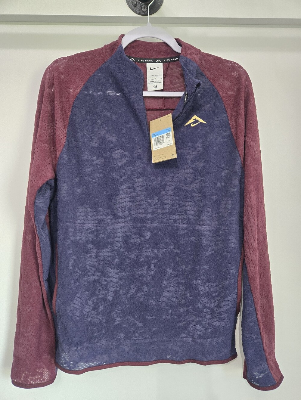 Nike Trail Dri-FIT 1/2-Zip Running Top Purple Ink Maroon Mens Size MEDIUM